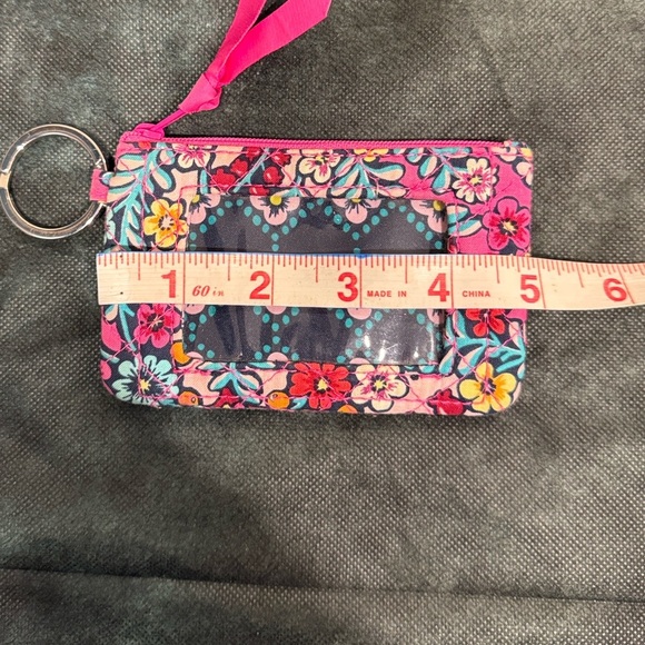 🔥Vera Bradley Floral Keychain Wallet with ID Window🔥 - Picture 4 of 6